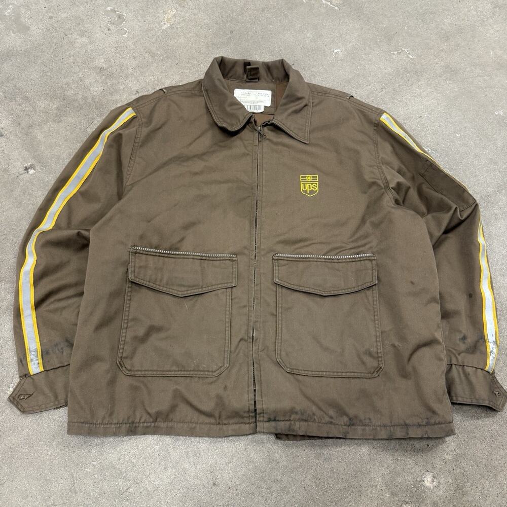 VINTAGE. UPS UNITED POSTAL SERVICE USA FULL ZIP REFLECTIVE BOMBER JACKET XL